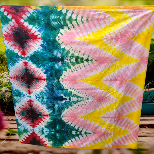 সিরাজগঞ্জের ঐতিহ্যবাহী তাঁতের লুঙ্গি (বাটিক)