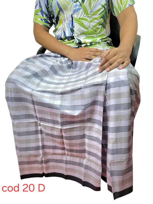 সিরাজগঞ্জের ঐতিহ্যবাহী তাঁতের লুঙ্গি